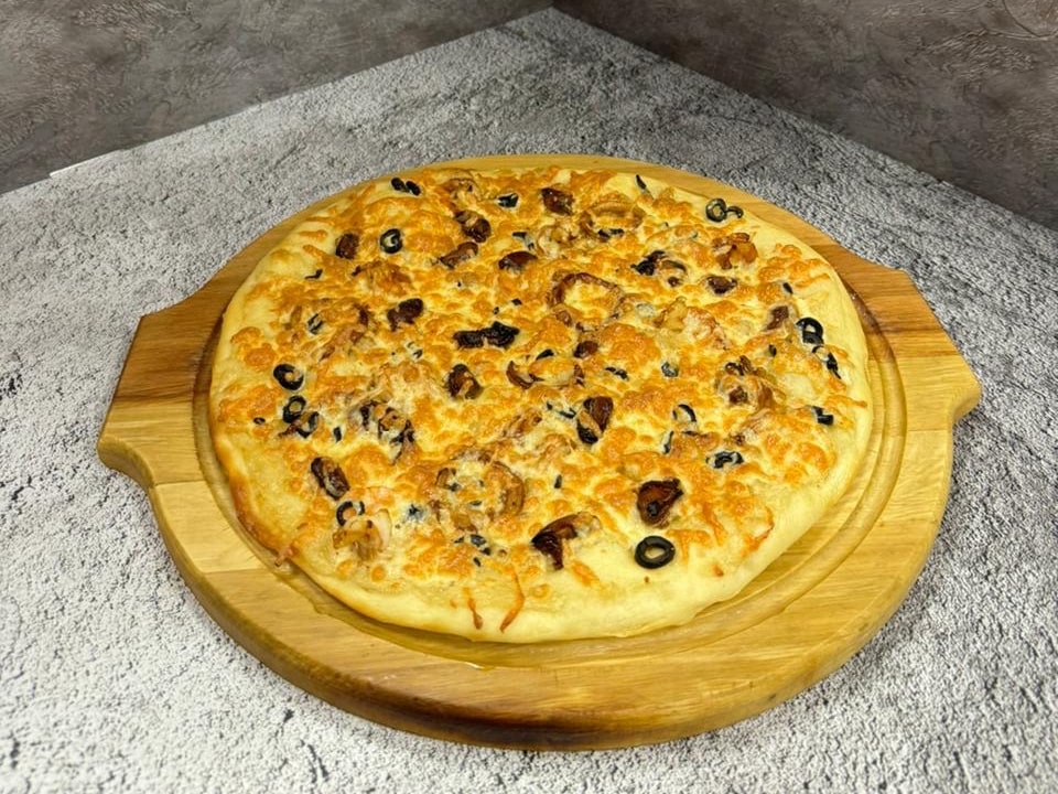 Пицца дары моря
