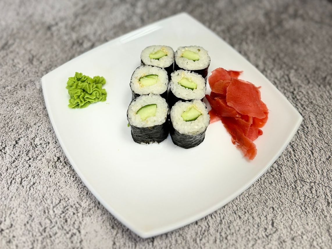 Роллы классика с огурцом