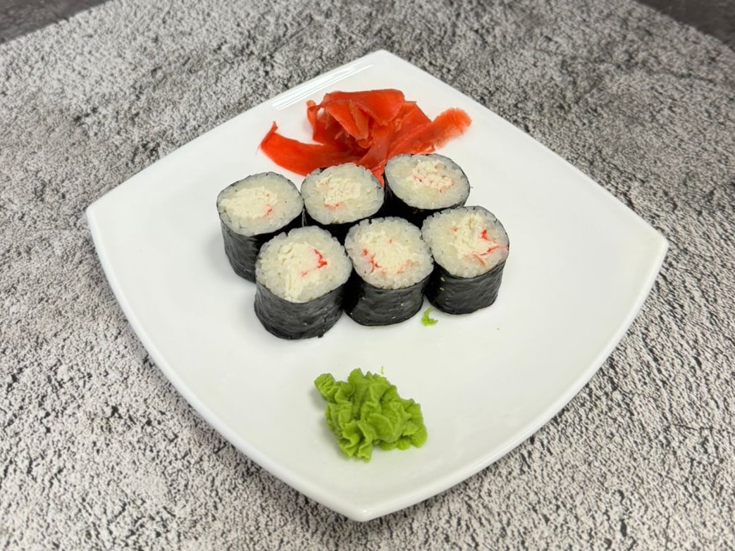 Роллы классика с мясом снежного краба