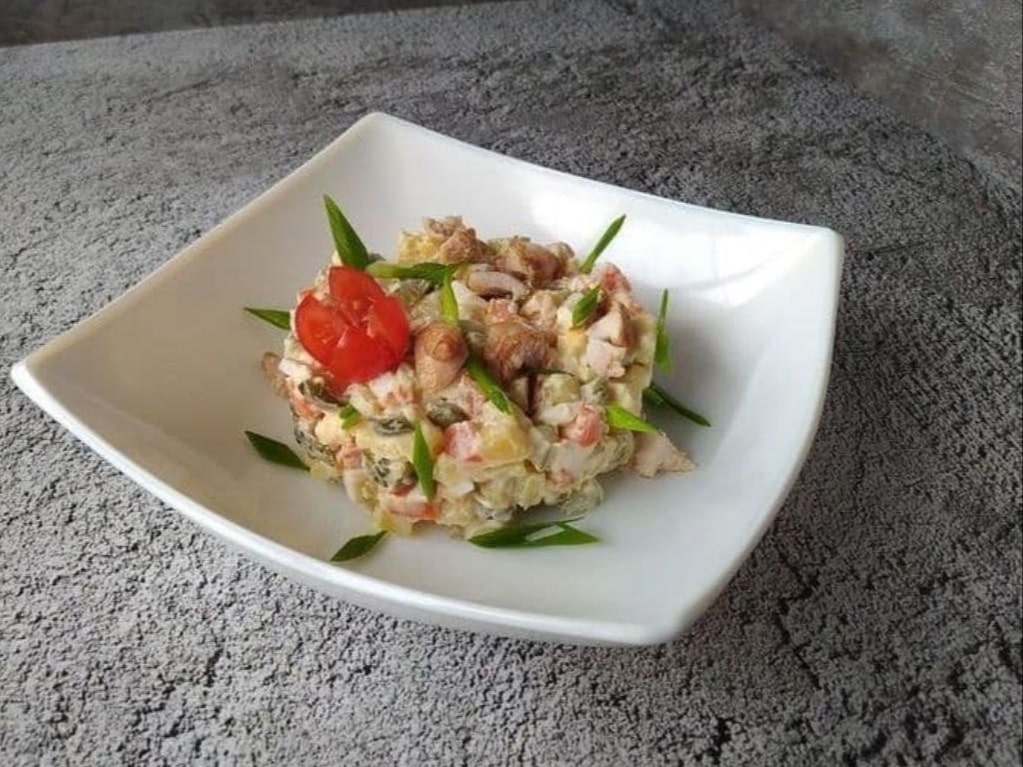 Оливье с курицей